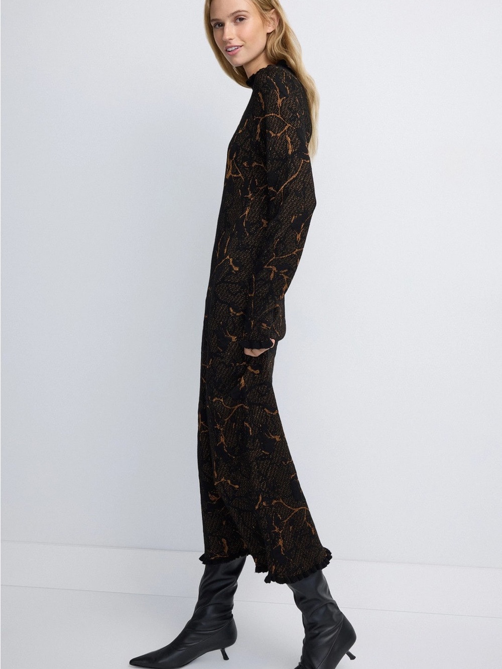Marie Oliver Black Maxi Dress with Brown Marbled Print - Picture 3 of 13